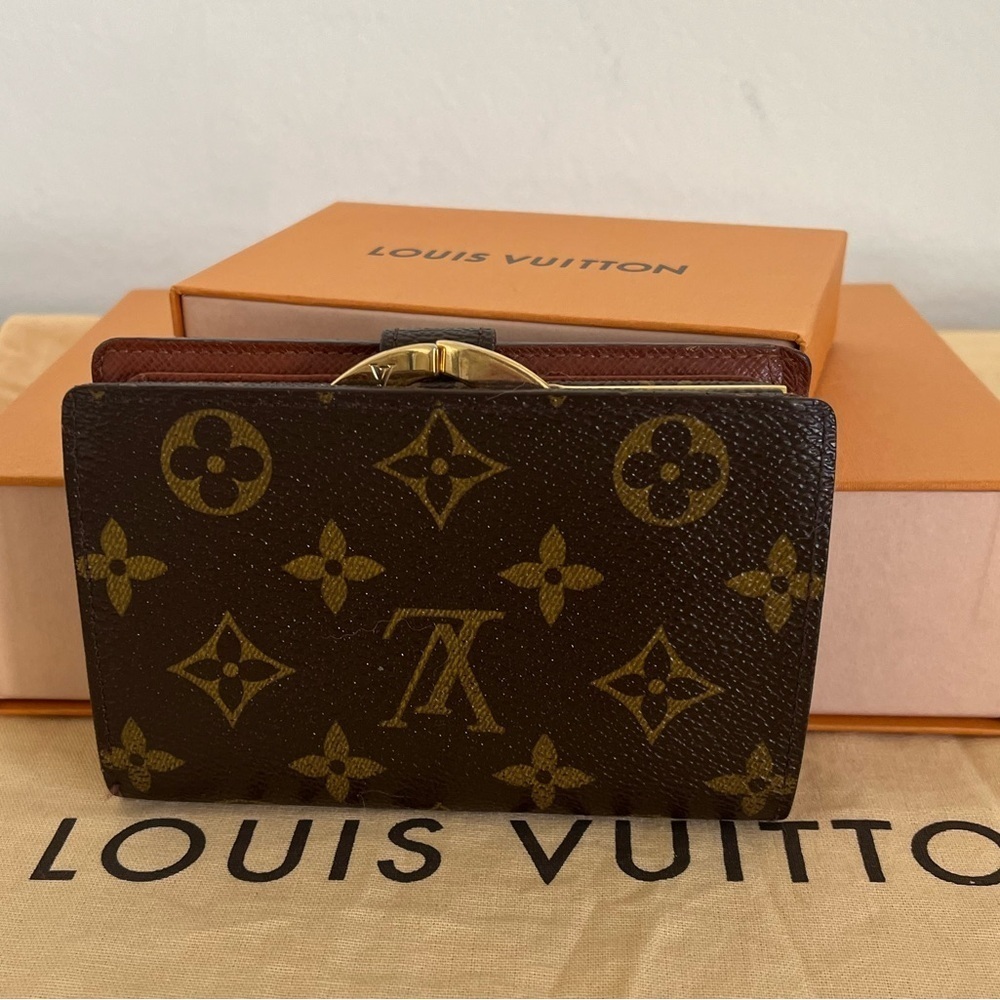 Louis Vuitton Kiss Lock Wallet Rare Left Hand EUC 1996 - Picture 3 of 17
